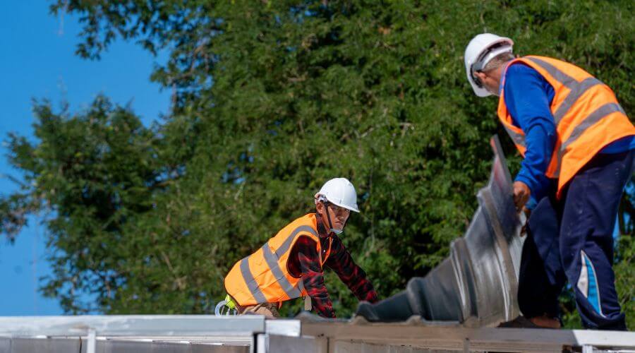 Professional gutter cleaning in Seabrook, NH